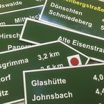 Wanderwegeschilder - zur Detailansicht wechseln