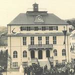 Foto von der Einweihungsfeier (©Archiv Deutsches Uhrenmuseum Glashütte) - zur Detailansicht wechseln